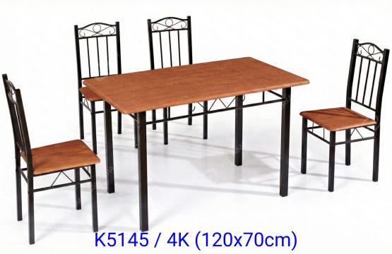 Meja Makan 4 Kursi