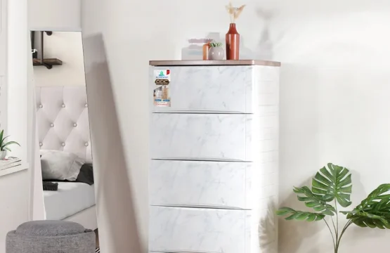 ODC M 05 (marble, wood)